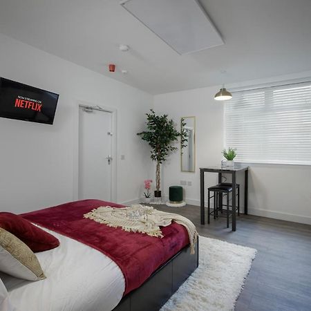 King Sized Luxury - Stylish Studio Flat Μπλάκπουλ Εξωτερικό φωτογραφία
