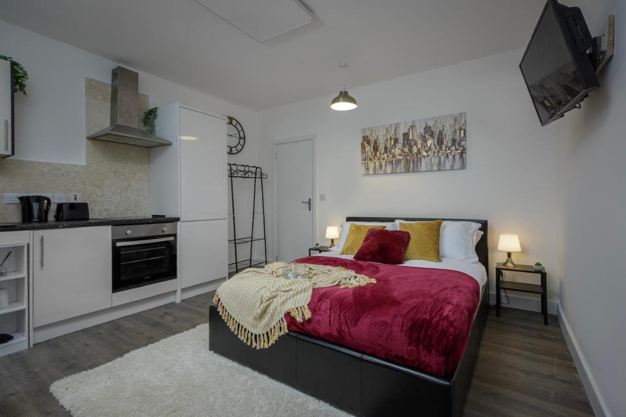 King Sized Luxury - Stylish Studio Flat Μπλάκπουλ Εξωτερικό φωτογραφία